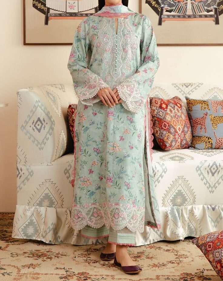 Pakistani Style Printed Suit- Ready to Wear – Women’s Collection